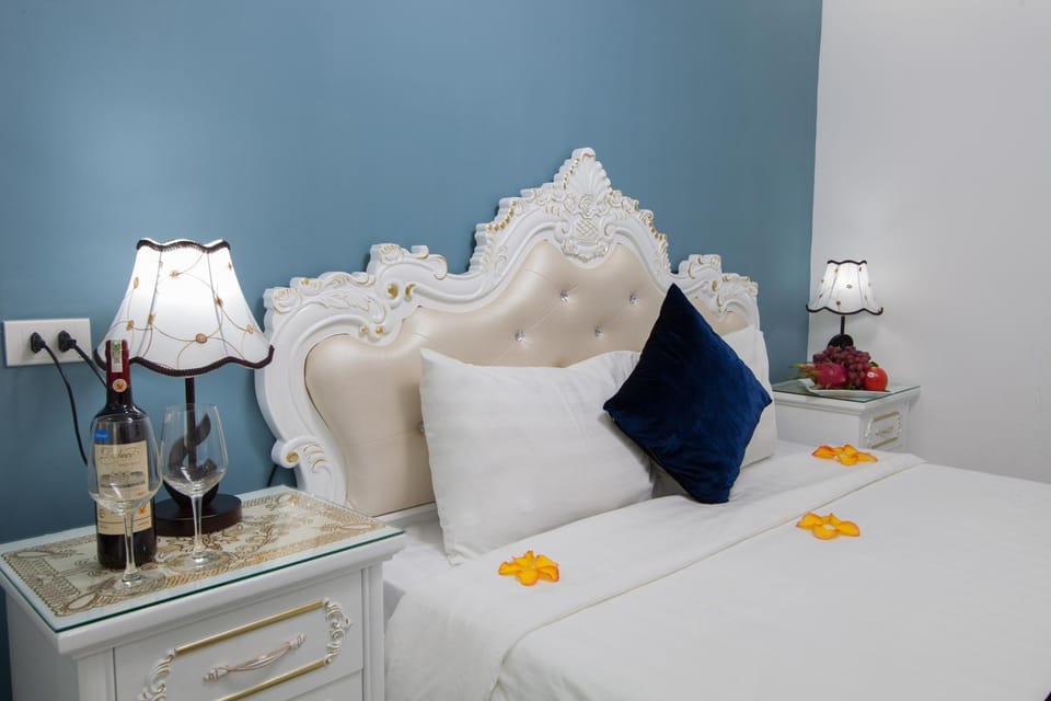 Bed, Decorative detail