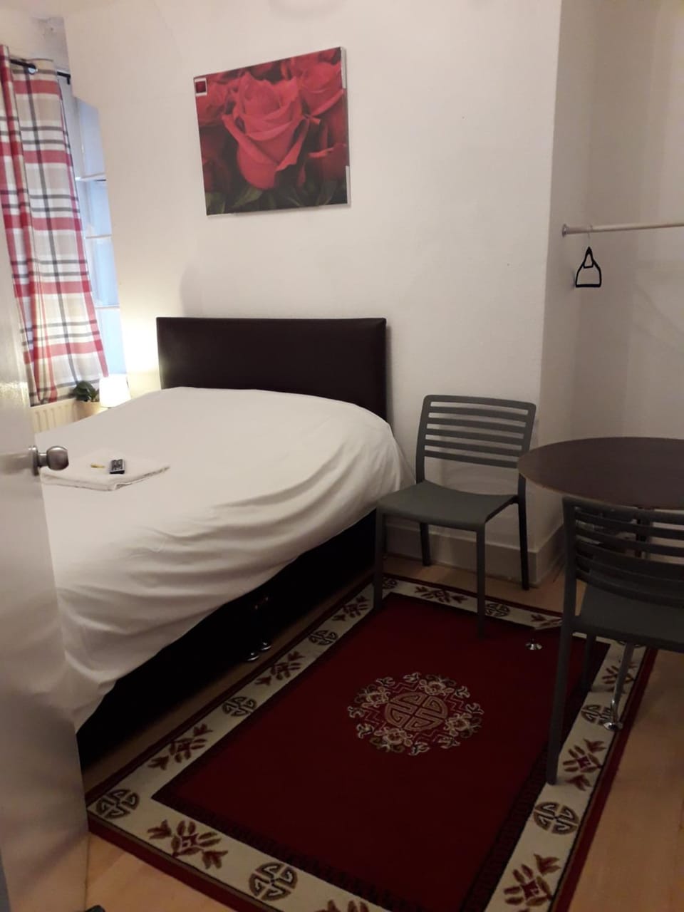 20 East Tenter Street Bed and Breakfast in London