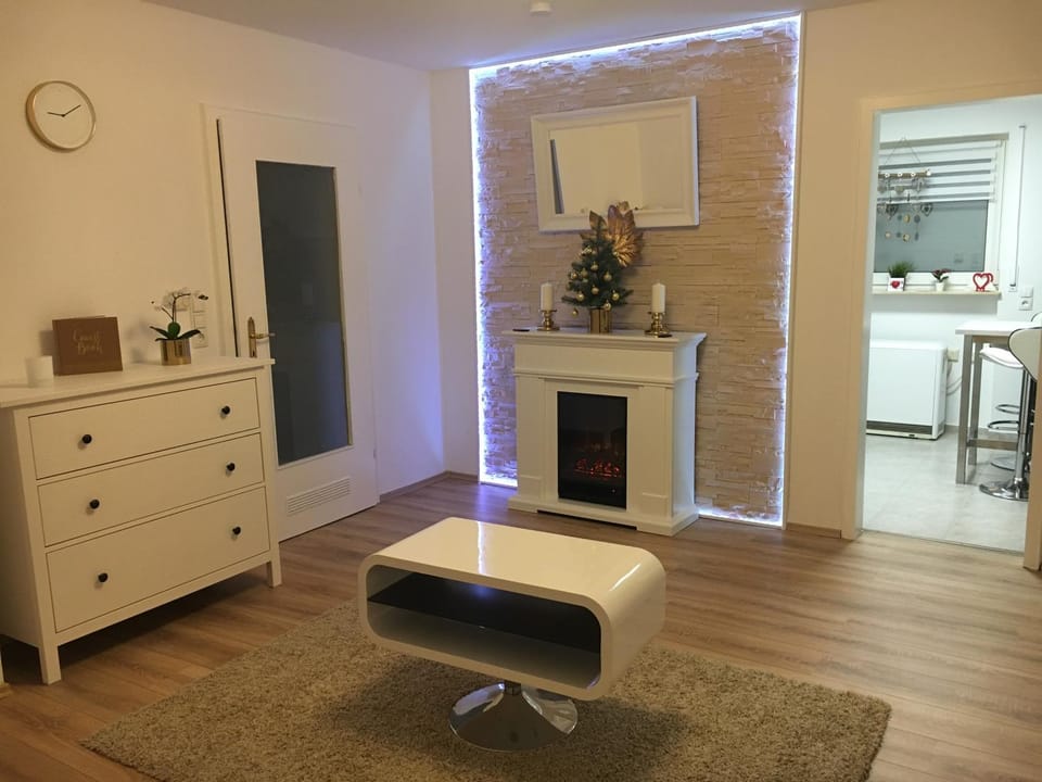 Living room, Photo of the whole room