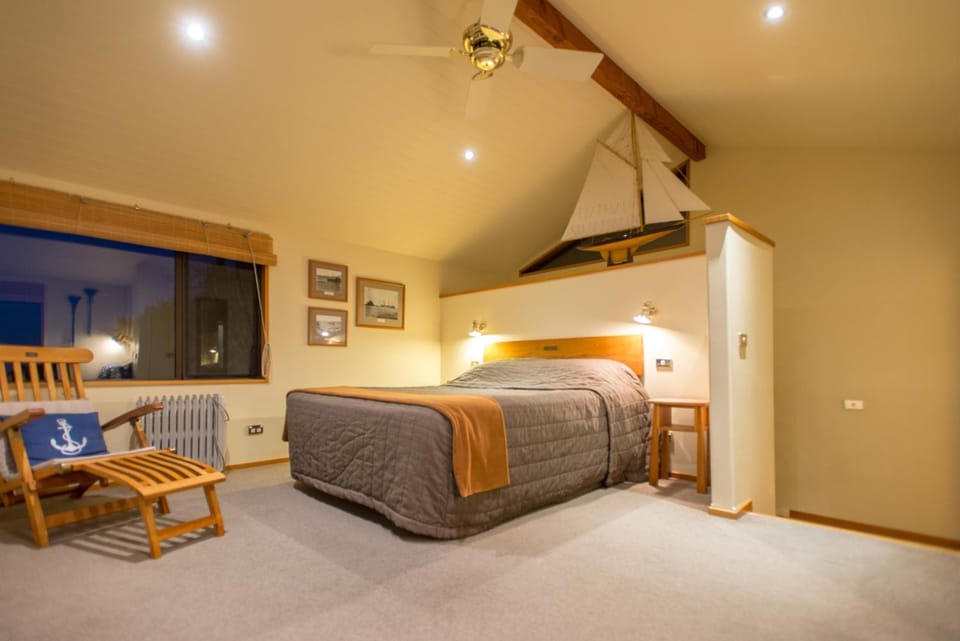 The Wheelhouse Inn House in Nelson