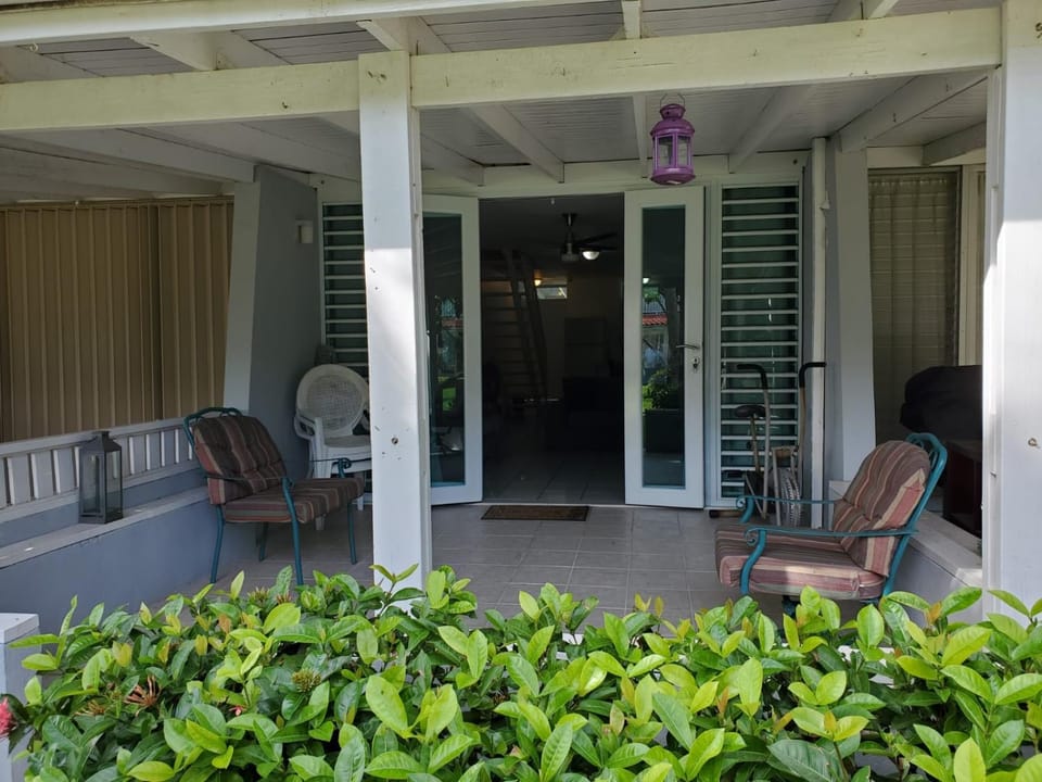 Patio, Garden view