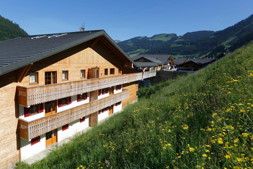Nearby landmark, Facade/entrance, Natural landscape, Mountain view