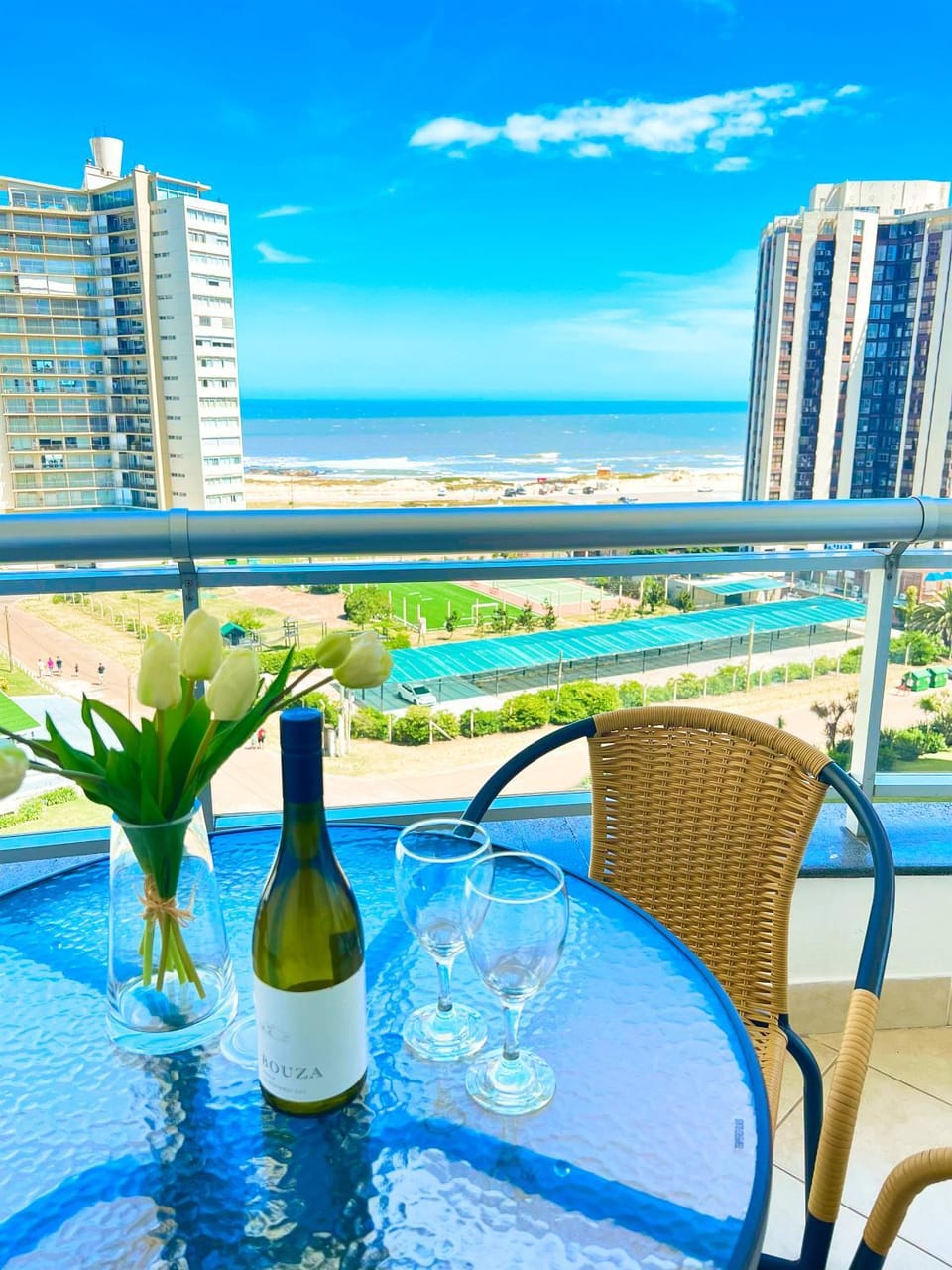 Natural landscape, View (from property/room), Balcony/Terrace, City view, Sea view