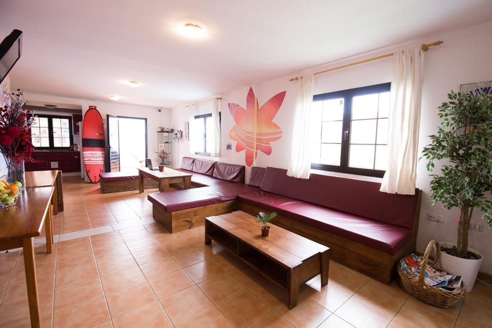 Communal lounge/ TV room, Communal kitchen