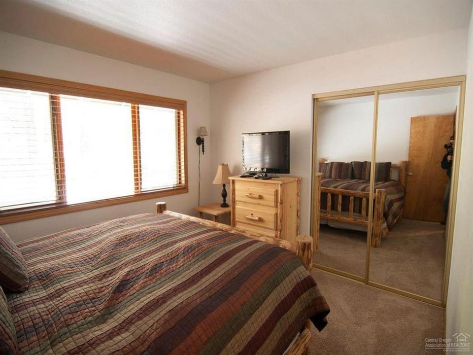 16 Yellow Pine House in Sunriver