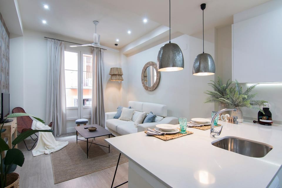 Kitchen or kitchenette, Living room, Dining area