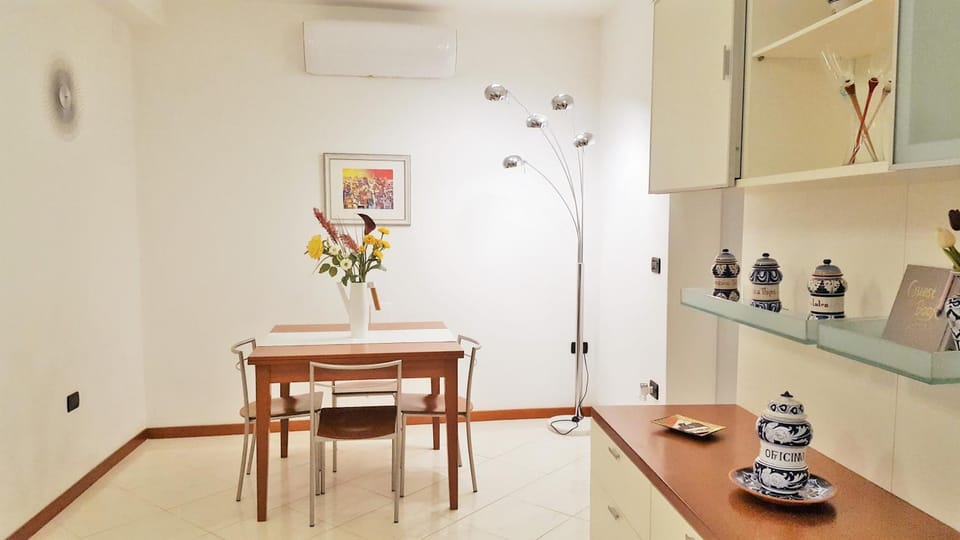 Dining area, air conditioner