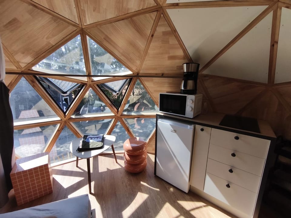 Camping Insolite Le Haut Village Campground/ 
RV Resort in Pornic