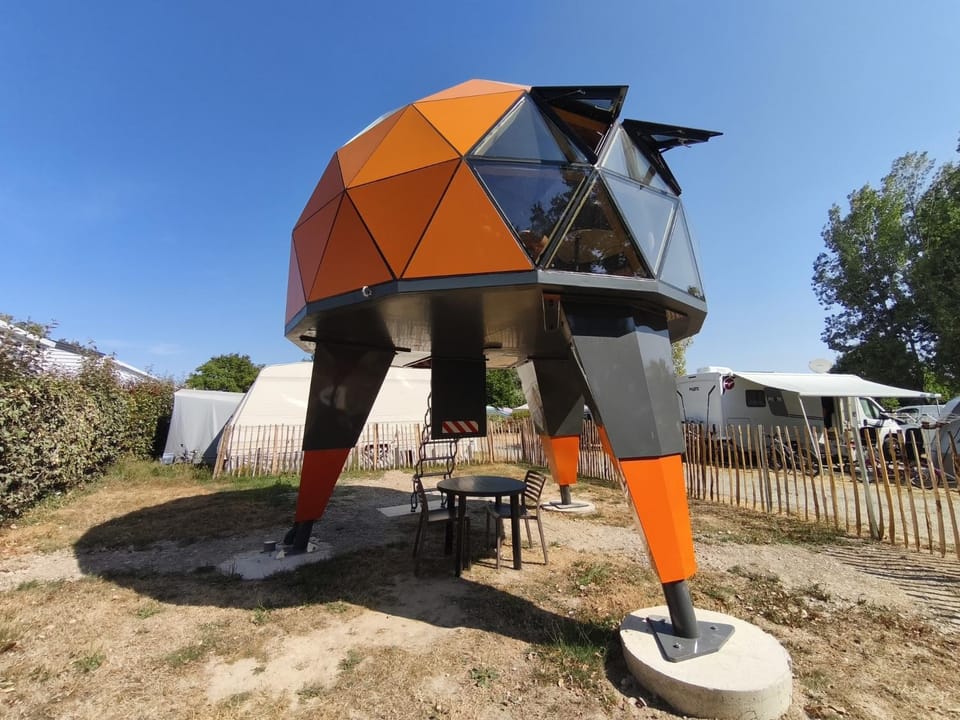 Camping Insolite Le Haut Village Campground/ 
RV Resort in Pornic
