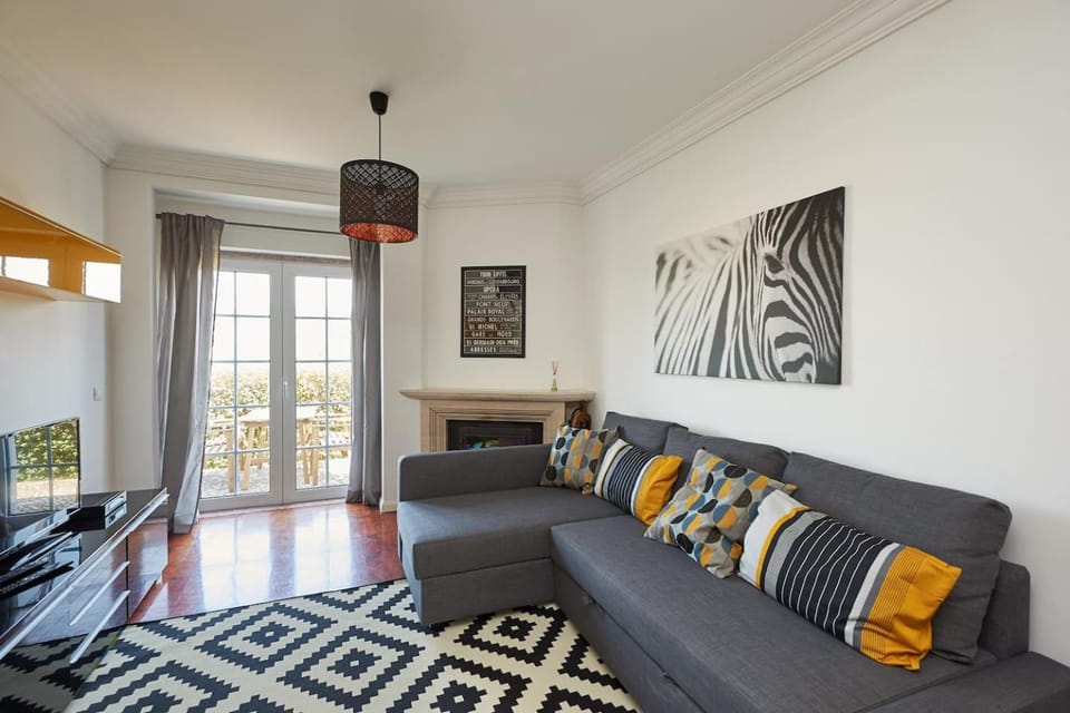 Patio, TV and multimedia, Living room