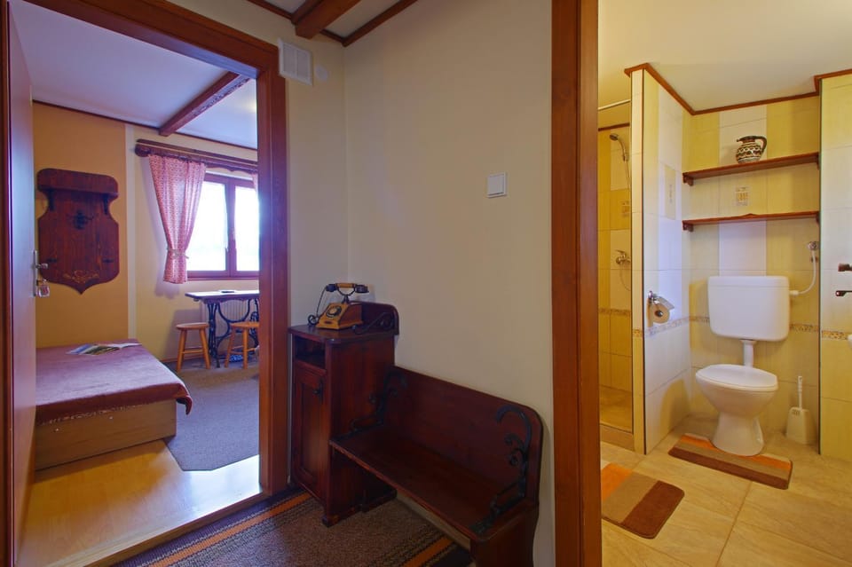 Shower, Patio, Bathroom, Photo of the whole room, Decorative detail, Decorative detail, Bedroom
