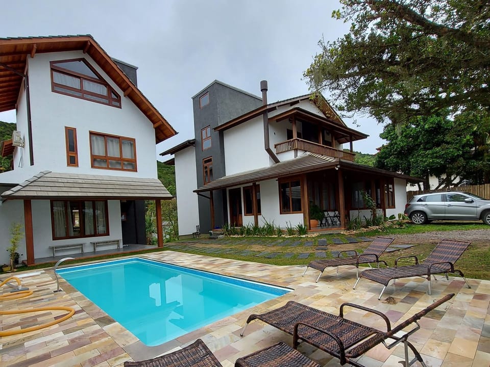 Garden, Pool view