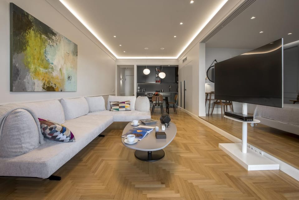 Communal lounge/ TV room, Living room
