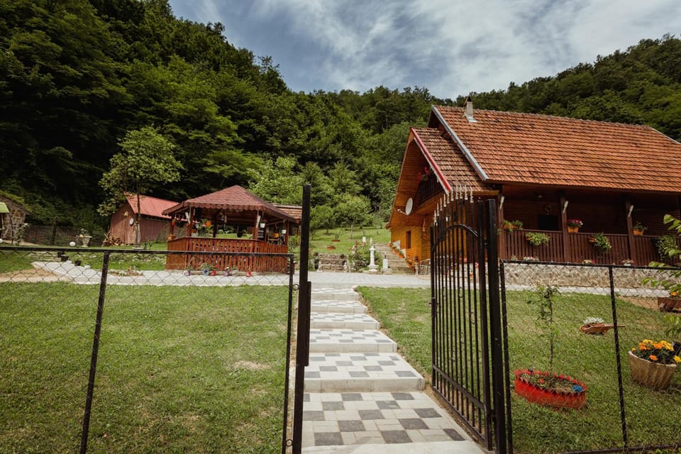 Property building, Garden view