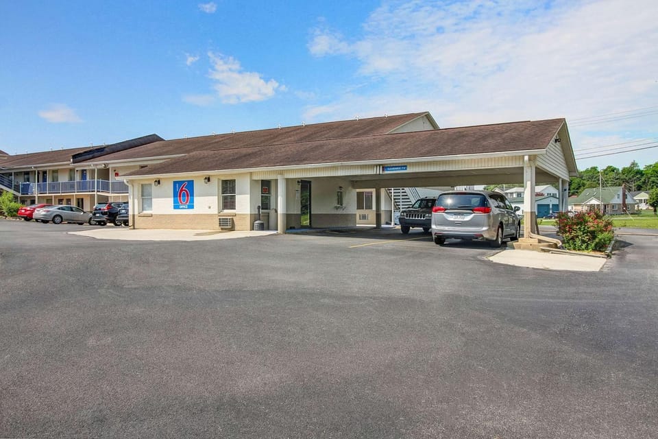 Property building, On site