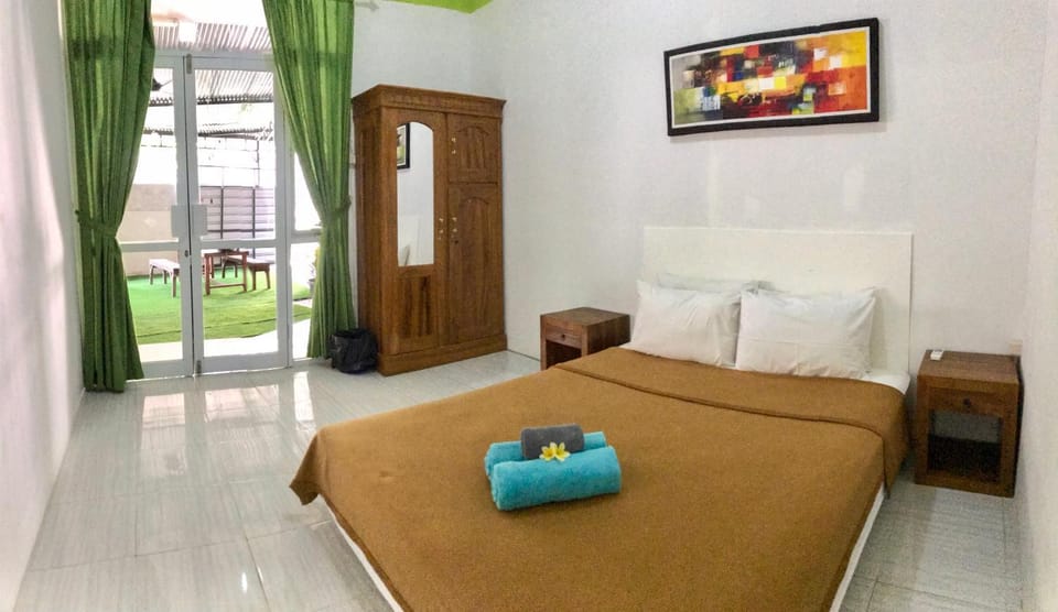 Bed, Photo of the whole room