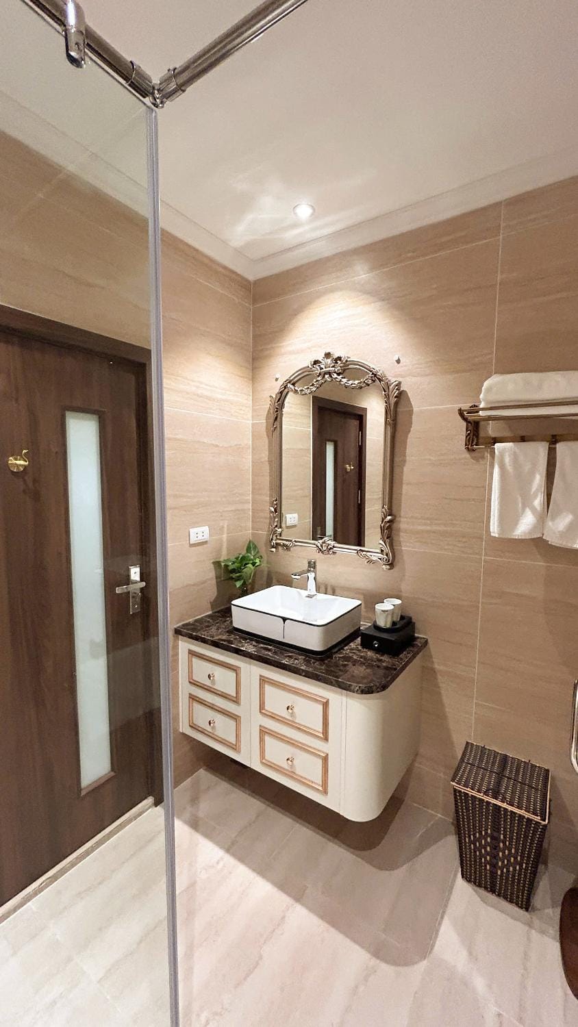 Mango Hotel - Ha Noi Railway station Hotel in Hanoi