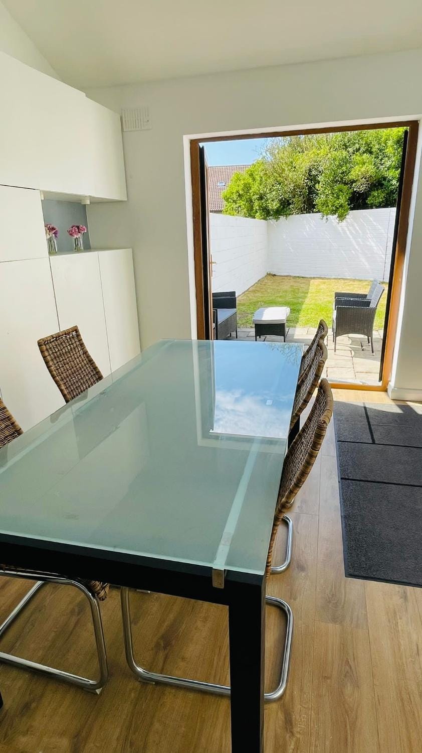 Modern City Centre House House in Galway