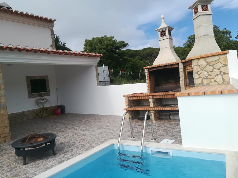BBQ facilities, Swimming pool