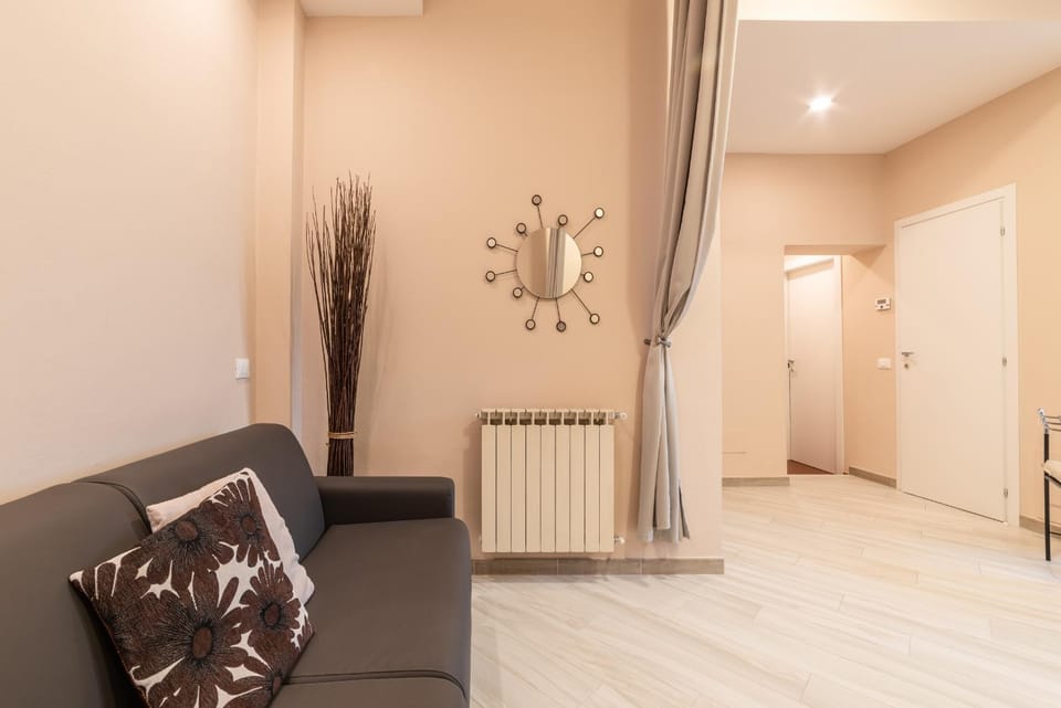 Living room, Seating area, internet