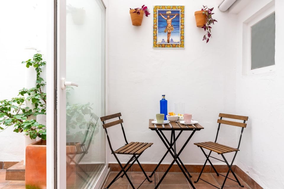 Patio, Breakfast, Inner courtyard view
