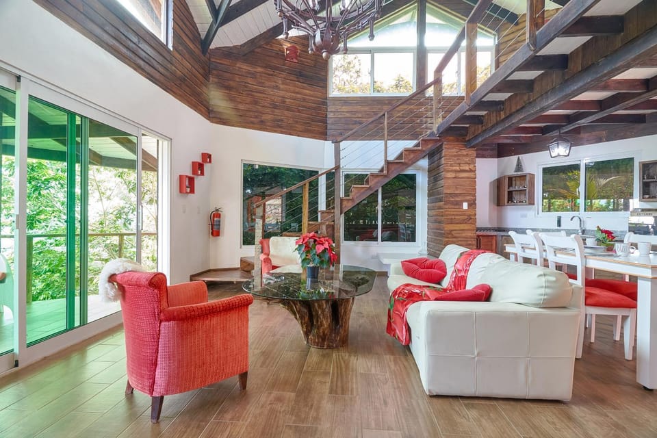 Mansion Dubai-Mountain-Jacuzzi-4BR-Jamaca De Dios Villa in La Vega Province