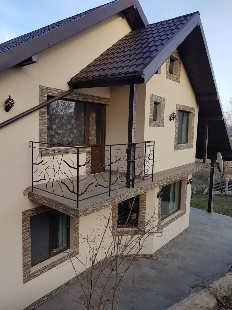 Casa 4 Anotimpuri House in Prahova, Romania