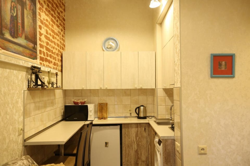 Luky apartment on Rustaveli Ave. Apartment hotel in Tbilisi, Georgia