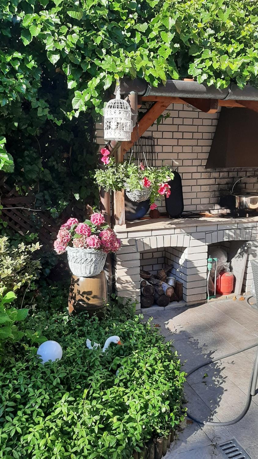 BBQ facilities, Garden