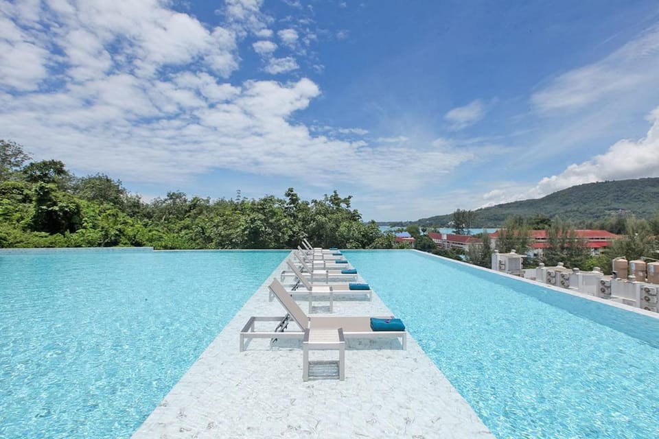 Mountain view, Sea view, Swimming pool