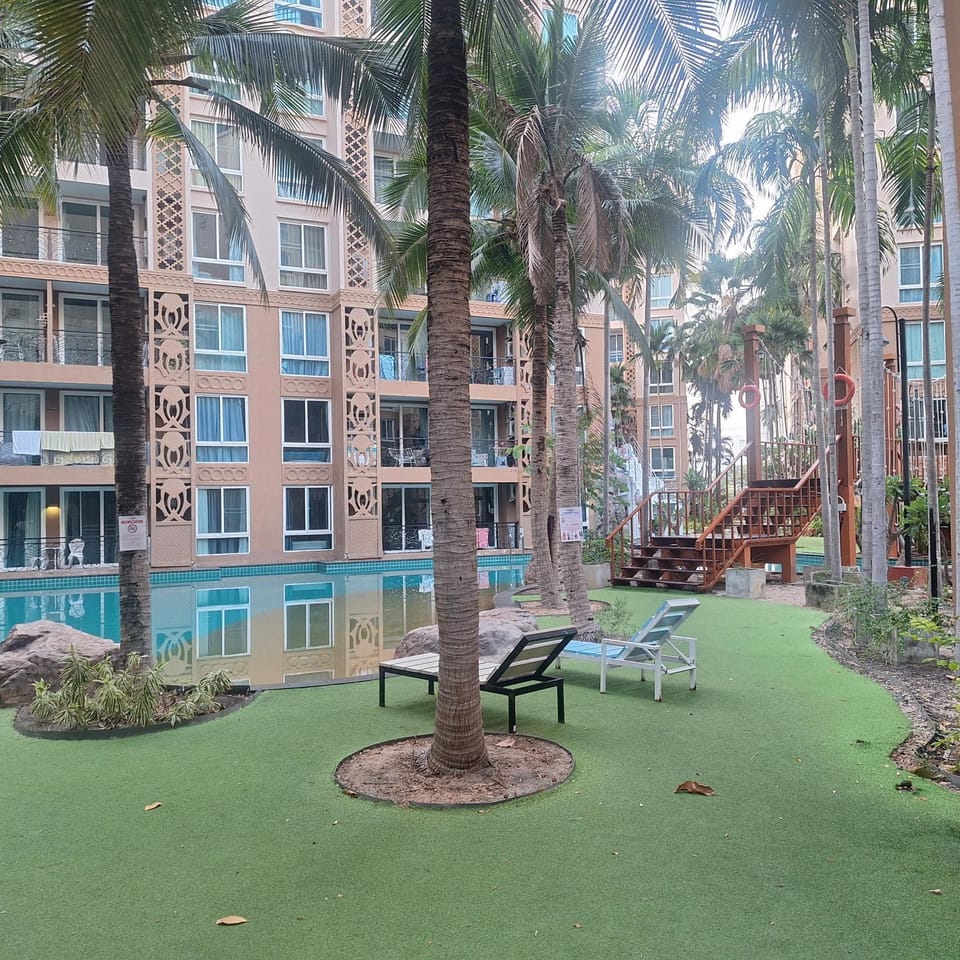 498 moo 12 jomtian sai 2 road ATLANTIS CONDO RESORT Apartment in Pattaya City