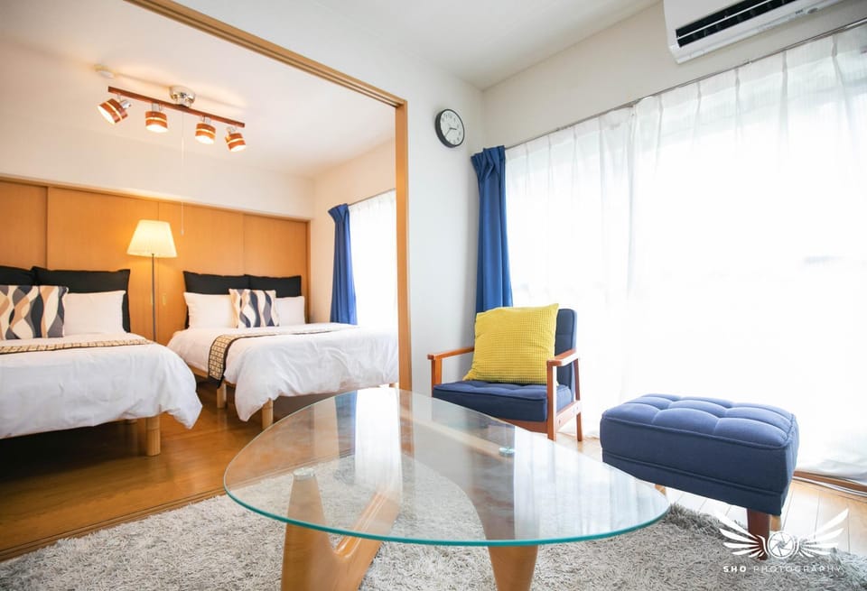 Living room, Bedroom, air conditioner