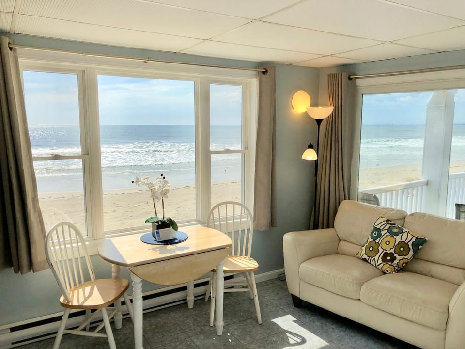 Seating area, Sea view