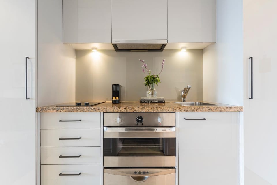Coffee/tea facilities, Kitchen or kitchenette