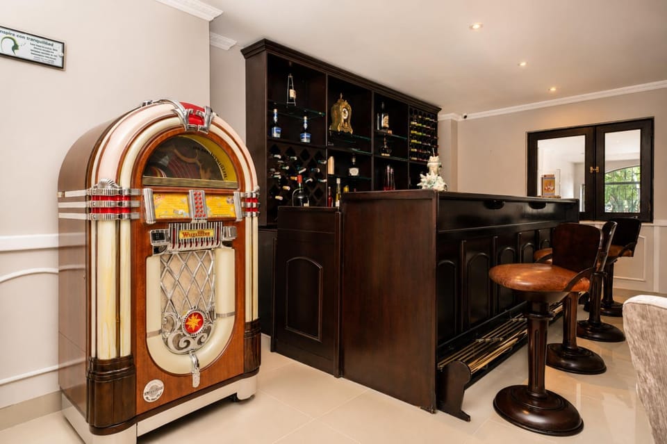 Lounge or bar