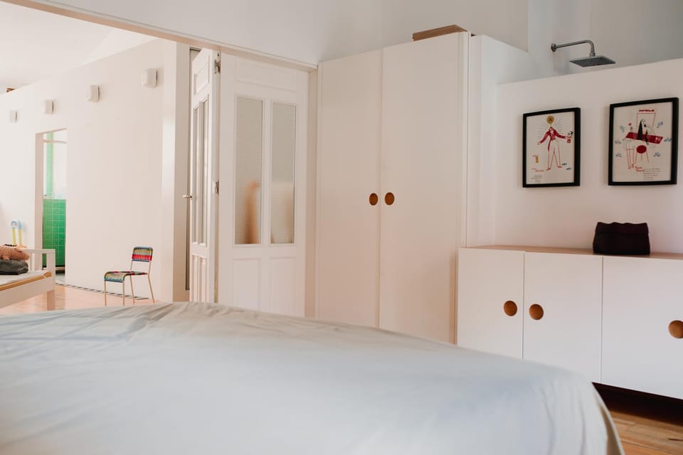 Photo of the whole room, Decorative detail, Bedroom
