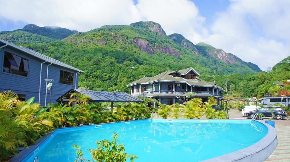 Property building, Mountain view, Swimming pool