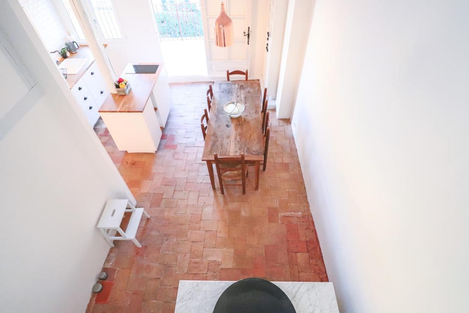CLT - UNIQUE Duplex & Terrace on the Provencal market Apartment in Antibes