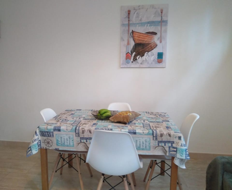 Communal lounge/ TV room, Living room, Decorative detail, Seating area, Dining area, Family