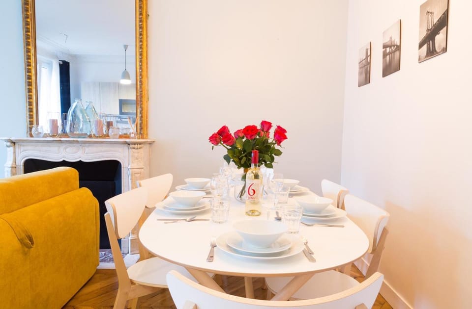 RESIDENCE LANCASTER Apartment hotel in Paris