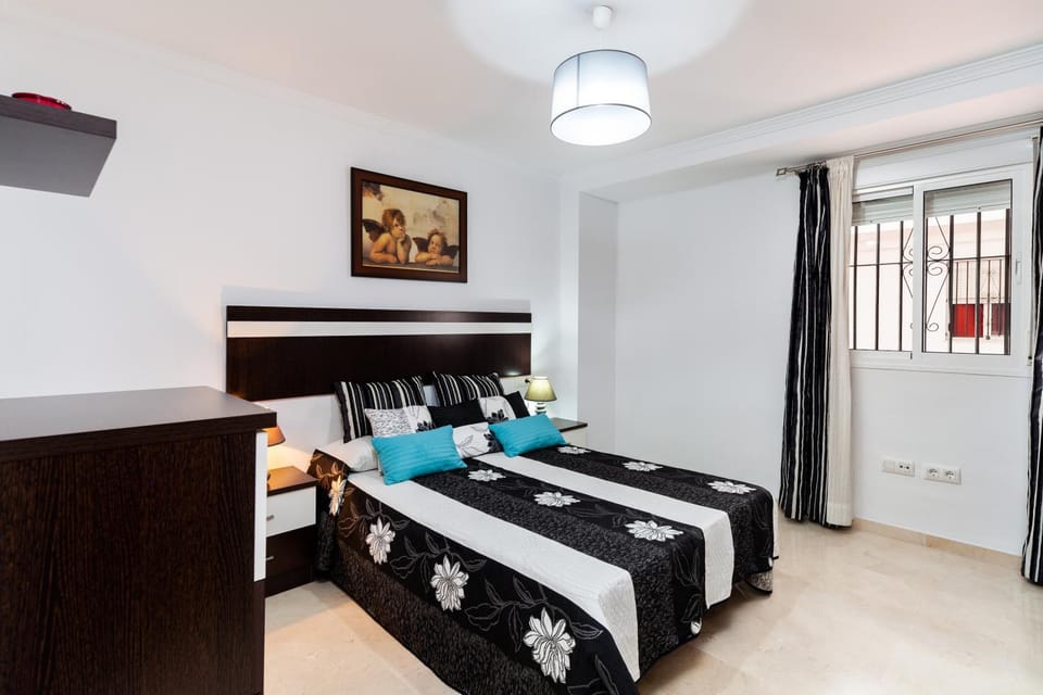 Living room, Bedroom