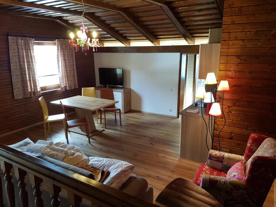 Communal lounge/ TV room, Living room