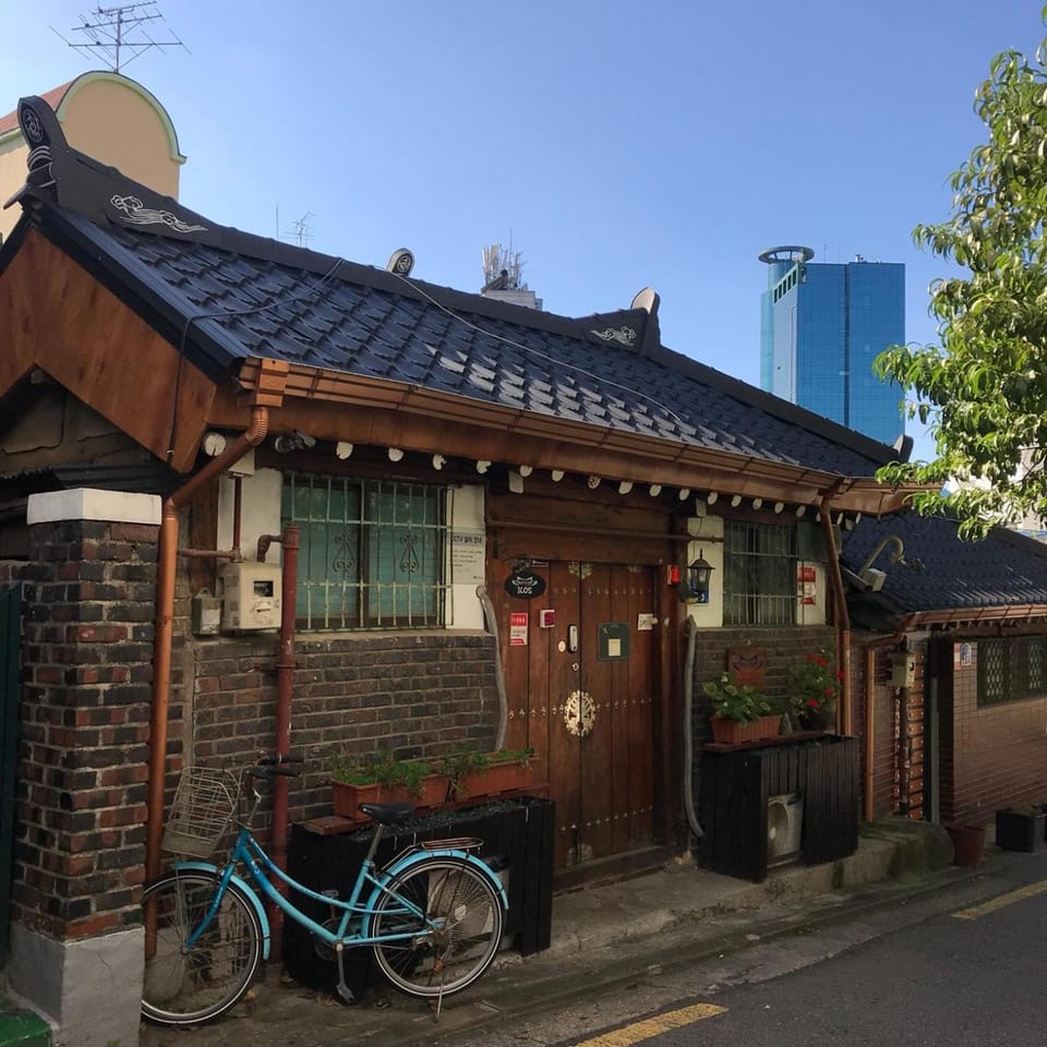 ICOS Guesthouse 1 - Female Only Bed and Breakfast in Seoul