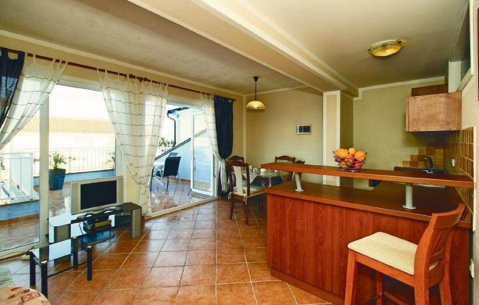 Sea view, air conditioner