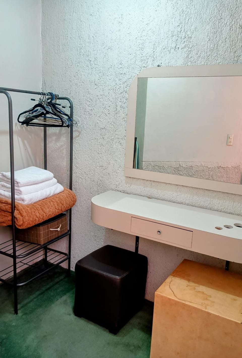 Suite amplia privada a 8 min del centro Bed and Breakfast in Aguascalientes