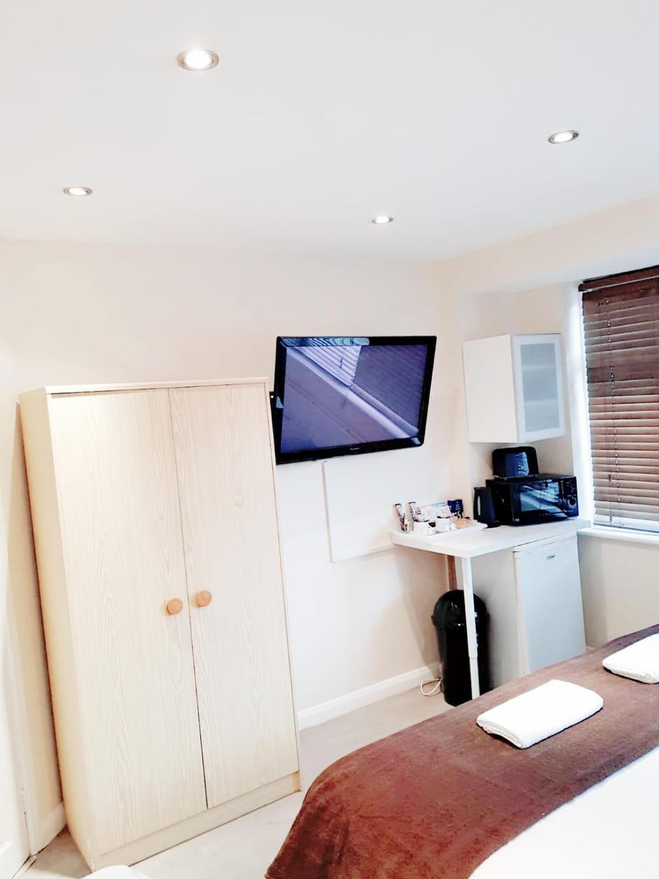 The 22 Bed and Breakfast in London
