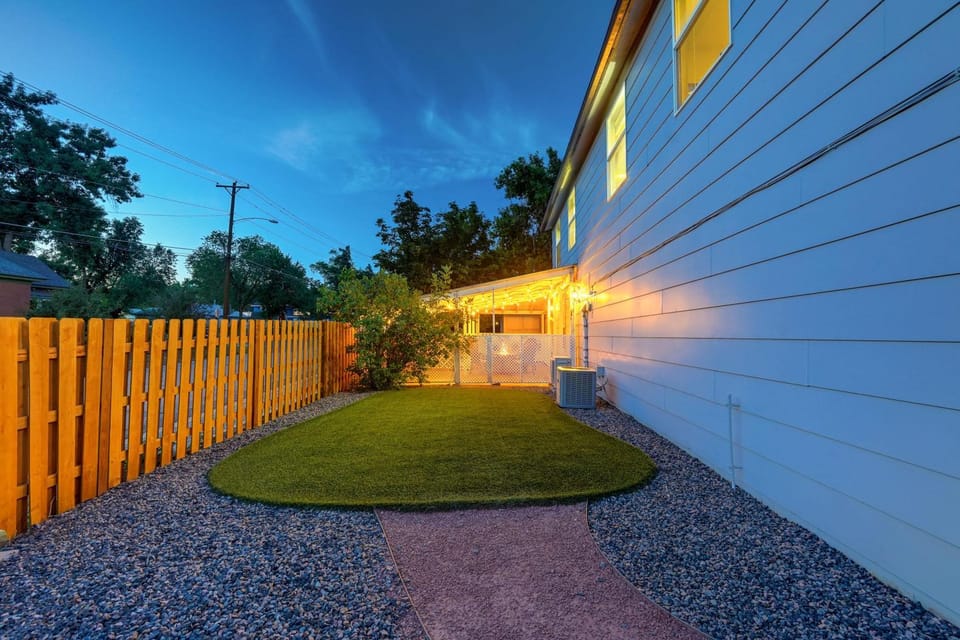 *H NEW!* Old Colorado City Traveler's Experience House in Old Colorado City