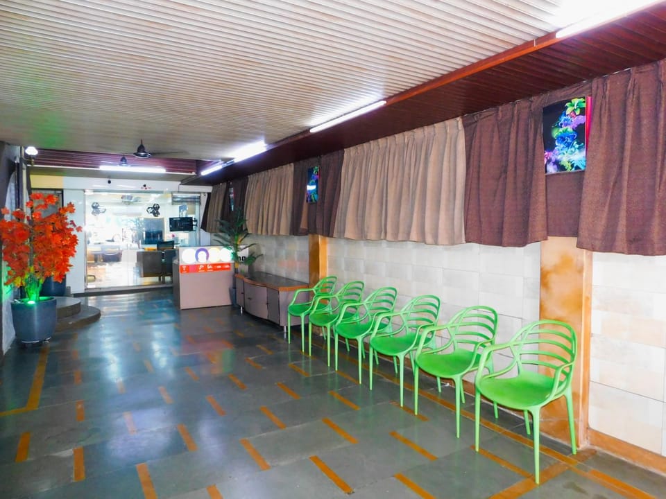 Vnest Dormitory Hostel in Mumbai