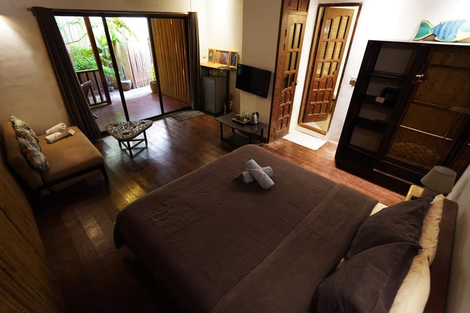 Bedroom, Family