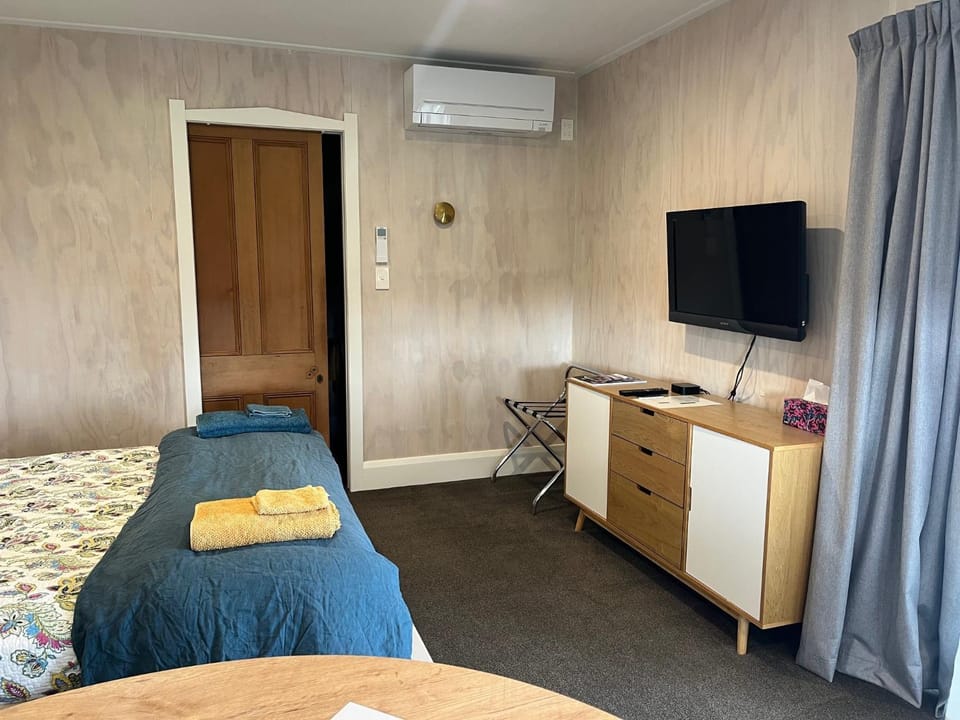 Kotahi Cottage Apartment in Cambridge